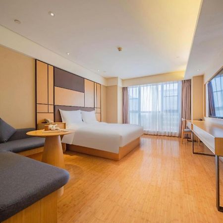 Ji Hotel Chengdu Global Center Exterior photo